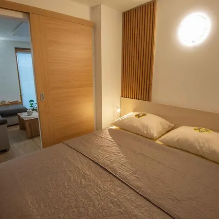 Holiday home In 50797 *